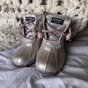 Sperry Saltwater toddler boots